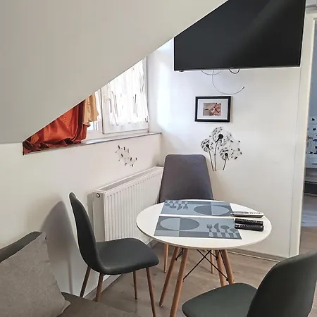 Διαμέρισμα Alex *